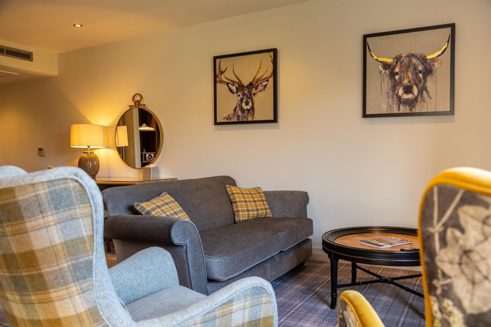 Peak Edge Hotel Chesterfield Bagian luar foto